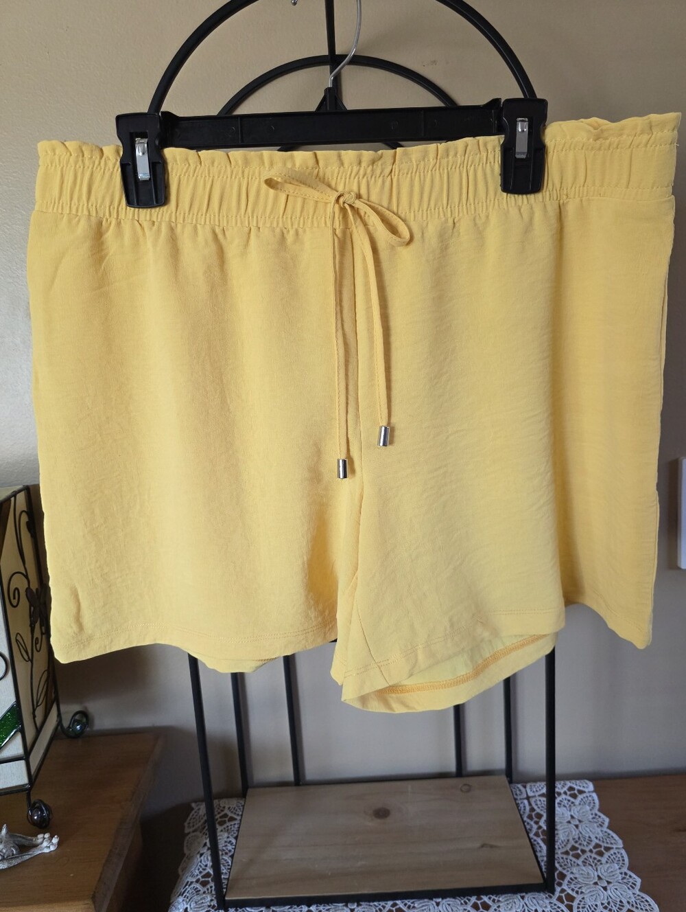 Women's Marigold Yellow Paperbag Waist Lightweight Flowy Shorts Size L